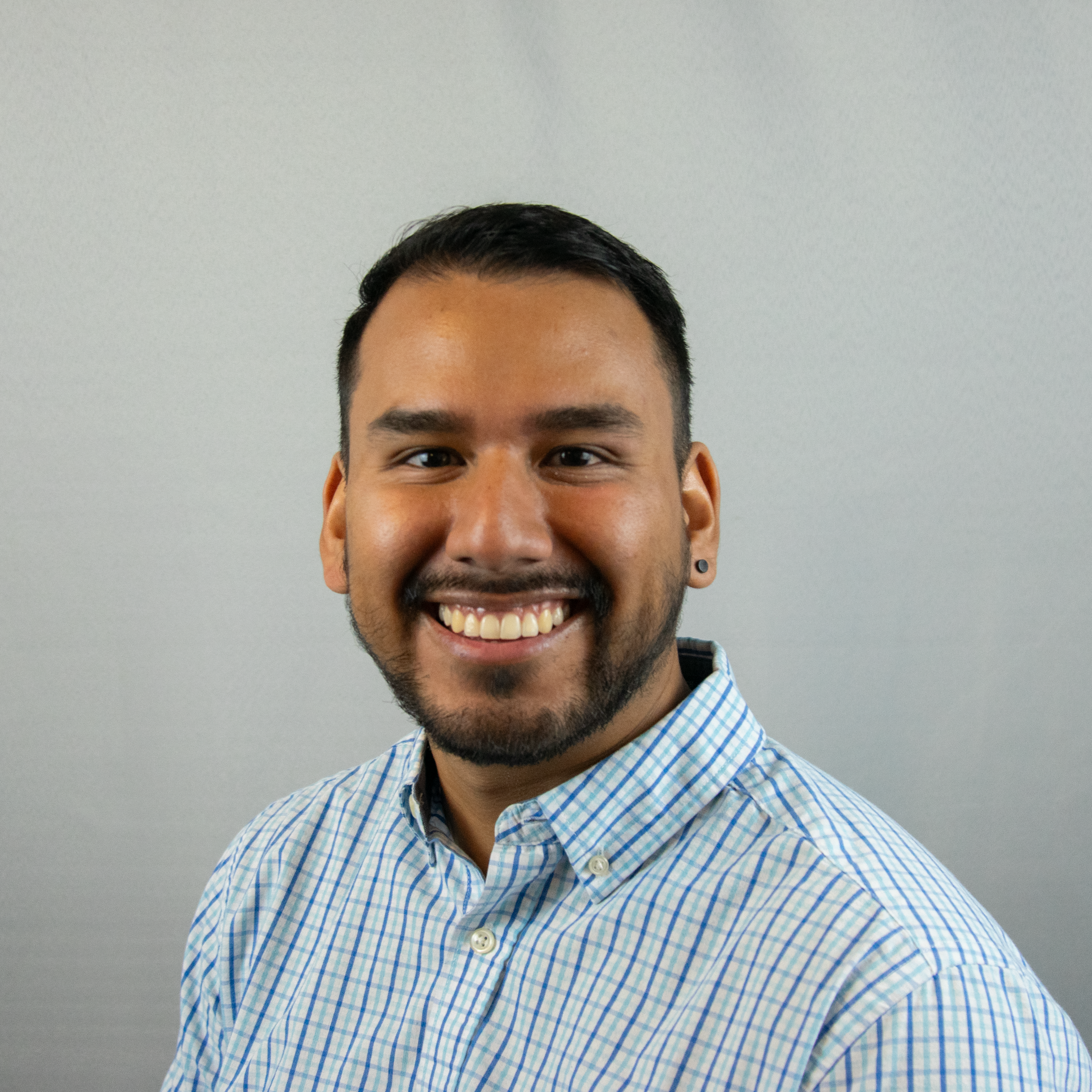 Chris Vallejo Headshot