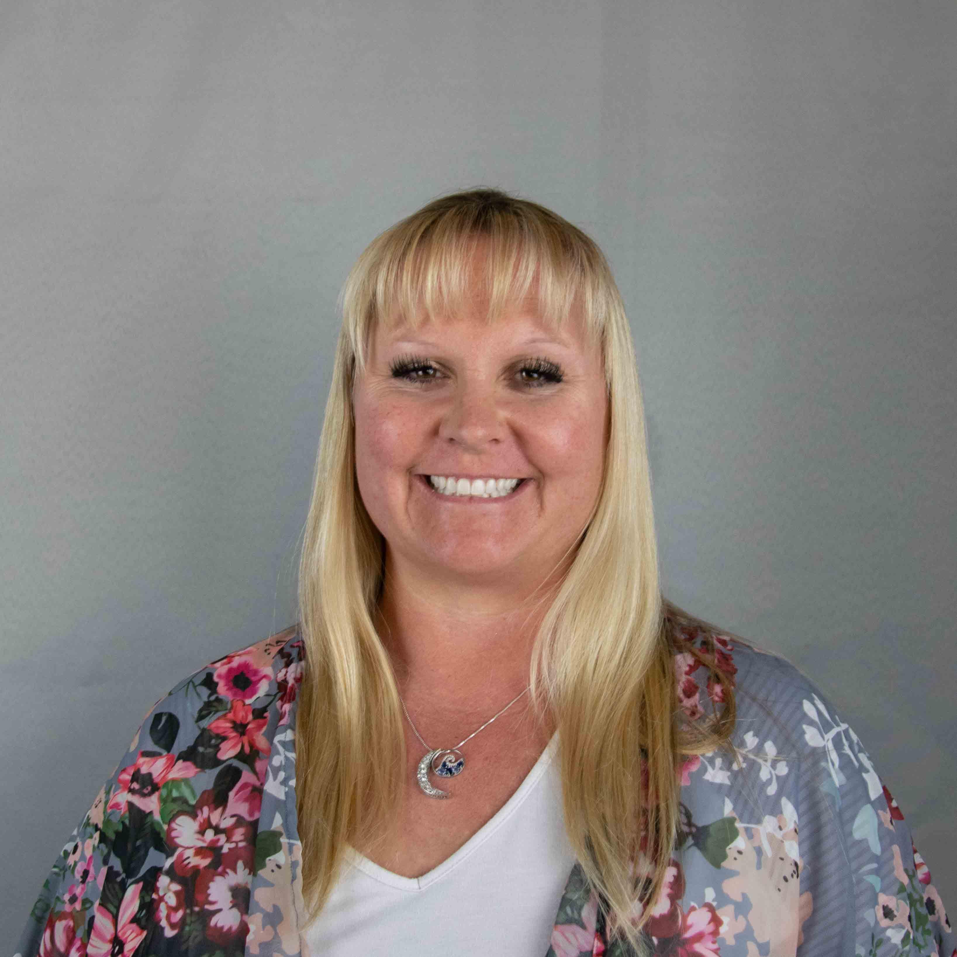 Christine O'neill Headshot