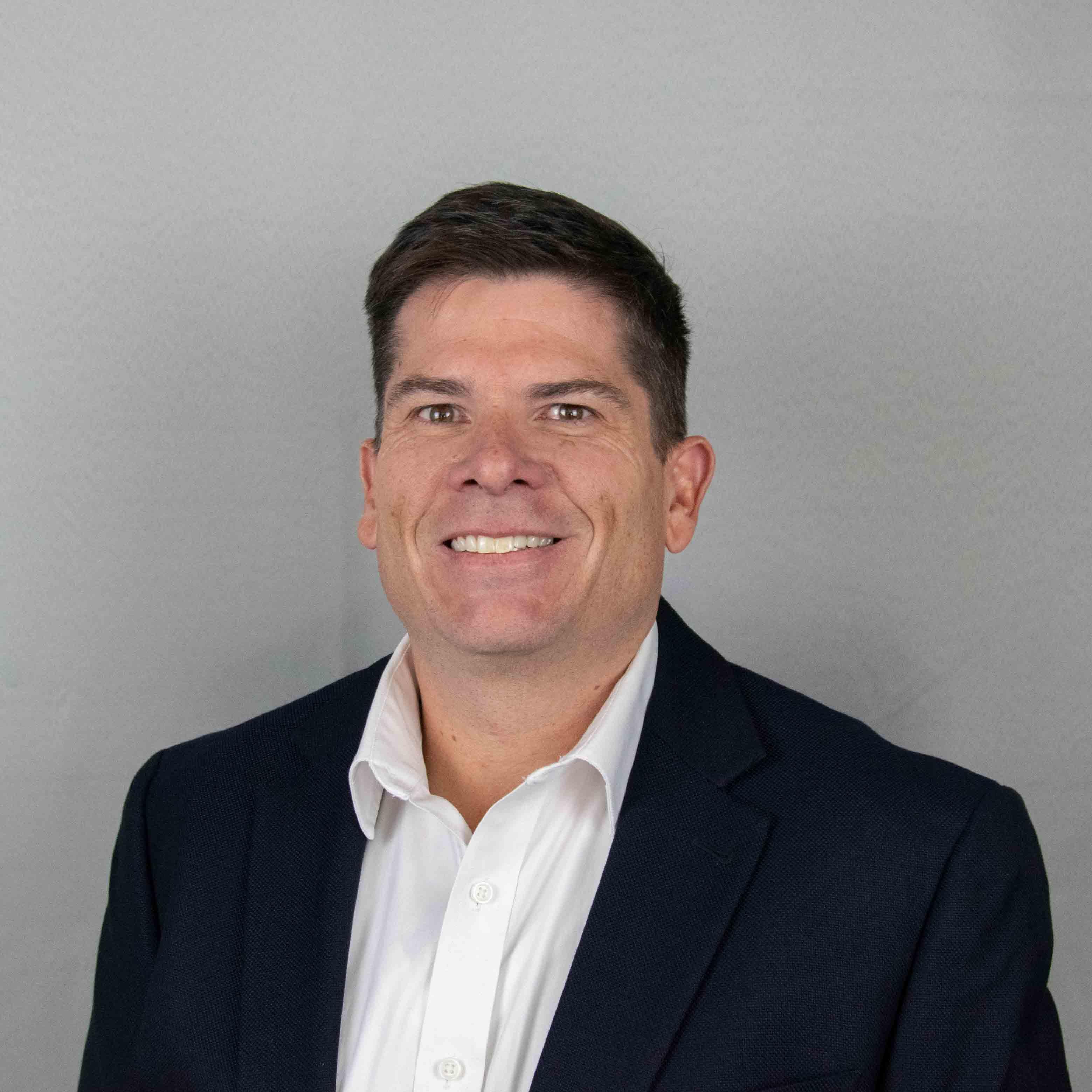 Douglas Miller Headshot